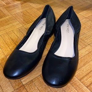 Nine West black leather heels - size 10 - EUC